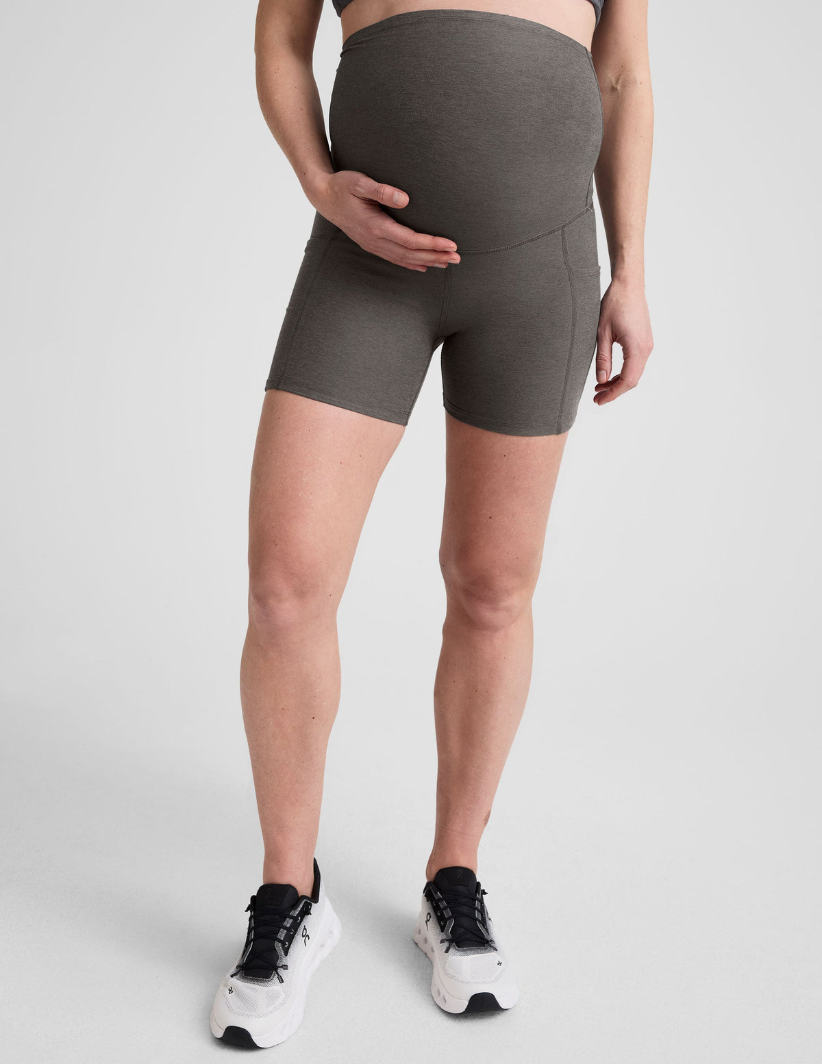 Spacedye™ Keep Pace 5" Maternity Pocket Biker Short