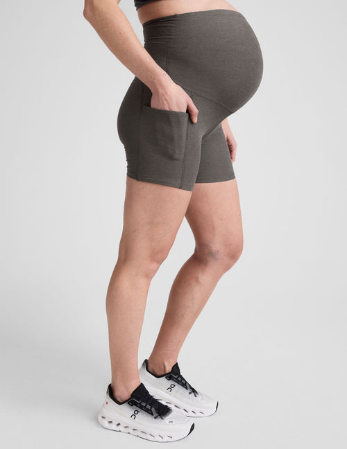 Spacedye™ Keep Pace 5" Maternity Pocket Biker Short