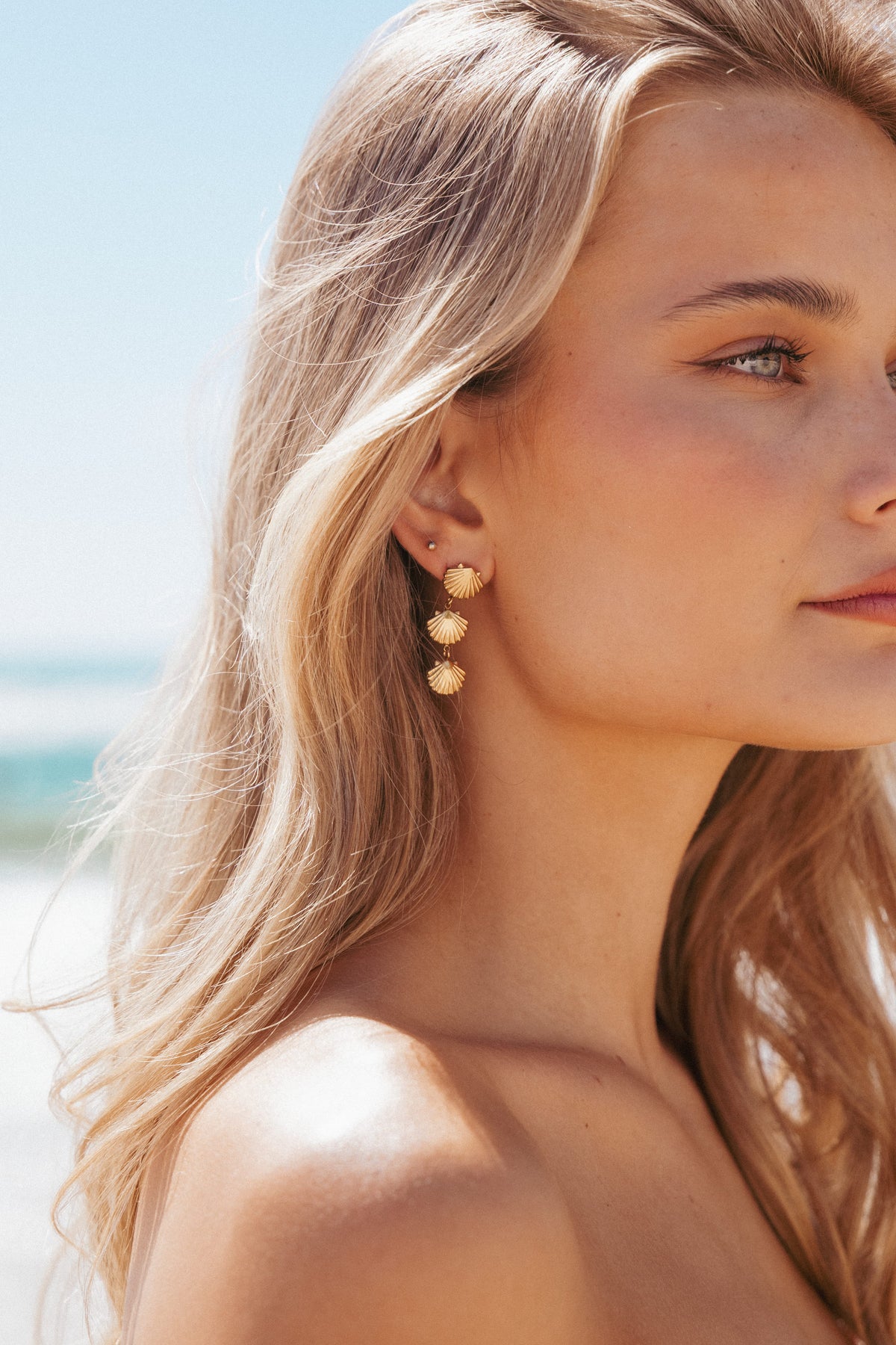Coral Earrings - Gold