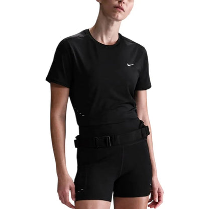 Remera Nike W Nk Swift Df Ss Top Mujer